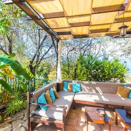 فيلة Gebze Sleeps 9 Pool Air Con Wifi *